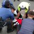 Motosikletlilerin seyir halindeki sohbeti kaza getirdi: 1 yaralı Motosikletlilerin seyir halindeki sohbeti kaza getirdi: 1 yaralı
