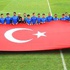 Kasımpaşa, idman öncesi şehitler için dev Türk bayrağı açtı