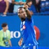 Drogba için sahaya atladı