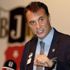 Beşiktaş tribünlerinden Fikret Orman’a tepki
