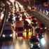Trafiği durdurup evlilik teklif etti!