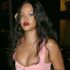 Rihanna’nın 10 bin liralık sokak kıyafeti