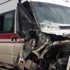 Ambulans kamyonete çarptı Ambulans kamyonete çarptı