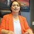 CHP'li Müzeyyen Şevkin yaşlı adama elini öptürdü CHP'li Müzeyyen Şevkin yaşlı adama elini öptürdü