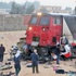 Tren, öğrenci otobüsüne çarptı: 7 ölü, 24 yaralı Tren, öğrenci otobüsüne çarptı: 7 ölü, 24 yaralı