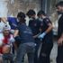 Taksim'de değnekçi terörü: Genç adamı bıçaklayıp kaçtı