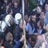 İpek Medya önünde hareketli anlar İpek Medya önünde hareketli anlar