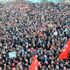 Öğretmeni son yolculuğuna 25 bin kişi uğurladı Öğretmeni son yolculuğuna 25 bin kişi uğurladı