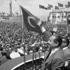 14 Mayıs 1950'nin parolasıdır: Durmak yok yola devam