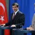 Davutoğlu Merkel'le telefonda görüştü Davutoğlu Merkel'le telefonda görüştü