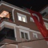 Şehit Er Ömer Erüstün'ün İstanbul Güngören'deki Babaevinde Yas... Şehit Er Ömer Erüstün'ün İstanbul Güngören'deki Babaevinde Yas...