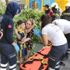 Üzerine ağaç devrildi! Sonrası akılalmaz! Üzerine ağaç devrildi! Sonrası akılalmaz!