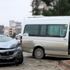 Öğrenci servisi ile otomobil çarpıştı: 3 yaralı Öğrenci servisi ile otomobil çarpıştı: 3 yaralı