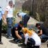 Fosseptik çukuruna düşen vatandaşı polis kurtardı Fosseptik çukuruna düşen vatandaşı polis kurtardı