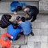 Zonguldak'ta iki esnafın sopalı kavgasını polis ve çevredekiler ayırdı