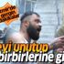 Evleri yanarken birbirlerine girdiler! İzmir'de gergin anlar