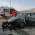 Ambulansla otomobil çarpıştı: 8 yaralı Ambulansla otomobil çarpıştı: 8 yaralı