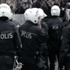 Demokles'in kılıcı polisin üzerinde