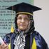 68 yaşında üniversiteyi bitirdi! Emine ninenin hedefi hukuk fakültesi 68 yaşında üniversiteyi bitirdi! Emine ninenin hedefi hukuk fakültesi