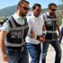 Suriyeli İnsan Kaçakçısı Rezidansta Yakalandı Suriyeli İnsan Kaçakçısı Rezidansta Yakalandı