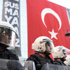 Dünya basını karartmayı canlı yayınladı