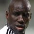Demba Ba gelecek ay raporlarıyla birlikte İstanbul'a gelecek