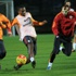 G.Saray'da Umut Bulut kırık burunla idmanda