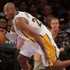Kobe'li Lakers uzatmada güldü