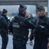 Paris'te bir görgü tanığı konuştu, 'Saldırganların elini sıktım...' Paris'te bir görgü tanığı konuştu, 'Saldırganların elini sıktım...'