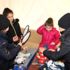 Polisler, depremzede çocuklar için görevde