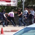 HDP'nin bayrakları yakıldı HDP'nin bayrakları yakıldı