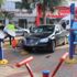 Fren yerine gaza bastı, parkın içine girdi: 1 yaralı Fren yerine gaza bastı, parkın içine girdi: 1 yaralı