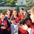 Okul okul gezip, öğrencilere kedi ve köpek maması dağıttı Okul okul gezip, öğrencilere kedi ve köpek maması dağıttı