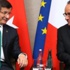 Davutoğlu, François Hollande ile görüştü