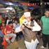 Nepal'de ölüm ve düğün