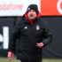 Beşiktaş ta Sergen Yalçın ilk antrenmanına çıktı Beşiktaş ta Sergen Yalçın ilk antrenmanına çıktı