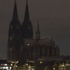 Köln Katedrali İslamofobi'ye tepki için karadı