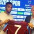 Theo Bongonda imzaladı Theo Bongonda imzaladı