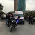 İzmir'de adliye girişinde polisin elinden kaçan şüpheli 'dur' ihtarına uymayınca bacaklarından vuruldu! İzmir'de adliye girişinde polisin elinden kaçan şüpheli 'dur' ihtarına uymayınca bacaklarından vuruldu!