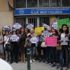 Eskişehir'de kadınlardan müftülük önünde 'nikah kıyma' protestosu Eskişehir'de kadınlardan müftülük önünde 'nikah kıyma' protestosu