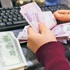 Dolar değer kazandıkça vatandaşın alım gücü eriyor