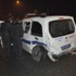 Alkollü sürücü polis aracına çarptı