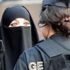 Fransa’da peçe ve maskeye yönelik para cezası tartışılıyor