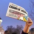 Charlie Hebdo kapağına Hz. Muhammed'i yerleştirdi Charlie Hebdo kapağına Hz. Muhammed'i yerleştirdi