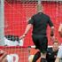 Hollanda'da ilginç maç! Hakem gol attı Hollanda'da ilginç maç! Hakem gol attı