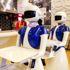 Görenler gözlerine inanamıyor! Burası Japonya değil Türkiye! Bu restoranda masalar tablet garsonlar robot!