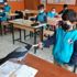 'Duman' isimli karga, kendisini iyileştiren çocuğun peşinden 1 yıldır ayrılmıyor