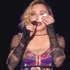 Madonna Paris için ağladı