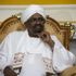 'Ömer el-Beşir Sudan'ı terk etmedi, başkentte ev hapsinde'