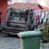 Çöp kamyonunun çarptığı temizlik işçisi öldü Çöp kamyonunun çarptığı temizlik işçisi öldü